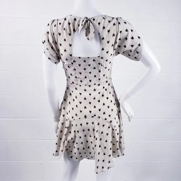 black hearts ikat mini dress Heart Cut Out Long Sleeve Mini Dress in Black - 2